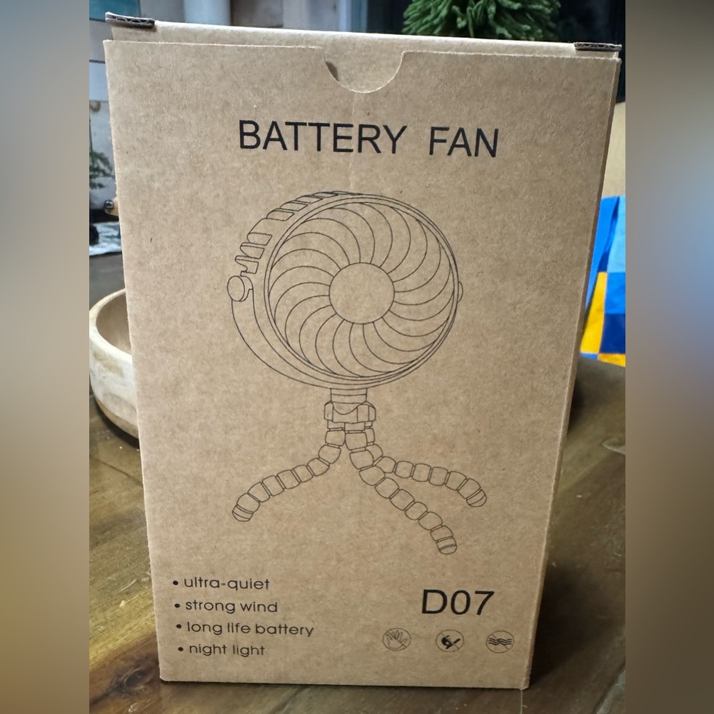 Portable Battery Fan D07 NEW